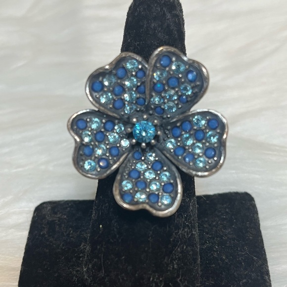 HOBE Jewelry - Vintage HOBE Flower Ring